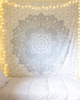 1 x RAW Customer Returns raajsee Indian Tapestry Mandala White Silver, Boho Wall Decoration, Aesthetic Room D cor, Wall Cloth Mandala, Wall Hanging Psychedelic 208 x 210 cms - RRP €22.99