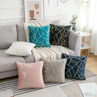 1 x RAW Customer Returns ETOLISHOP Cushion Cover White Cushion Cover Velvet Cushion Cover 50 x 50 cm Decorative Cushion Covers Throw Pillow Square Decorative Gold Lines Geometry for Sofa Bedroom Outdoor Decorative Cushion Cover Set of 2 - RRP €16.99