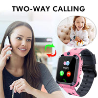 1 x RAW Customer Returns GPS children s smartwatch, children s smartwatch with GPS and SIM voice chat SOS IP68 waterproof electric fence game camera alarm clock Clacss mode touchscreen, smartwatch for boys girls 3-12 years gift - RRP €30.24