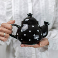 1 x Brand New City to Cottage - Teapot coffee pot for 2 cups Black and white Polka dots Handmade Teapot ceramic tableware 750 ml - RRP €36.95