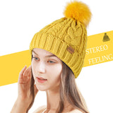 1 x RAW Customer Returns REDESS Women s Winter Pompom Hat with Warm Fleece Lining, Thick Thick Snow Knit Ski Hat - RRP €19.99