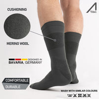 1 x RAW Customer Returns ACE Jackal Socks - 3 Pairs of Tactical Stockings with Merino Wool Anti-Blister Padding - Hiking Trekking - Black - 44.5-46 - RRP €20.16