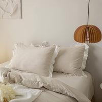 1 x RAW Customer Returns Lanqinglv Ruffle Bed Linen 135x200cm Pillowcase 80x80cm Beige and White Reversible Bed Linen Soft Microfiber Romantic Reversible Duvet Cover with Zipper - RRP €33.25