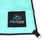 1 x Brand New FE Active - Extra Large Anti-Sand Beach Blanket. Compact anti-sand blanket with sand resistant beach bag. Ideal for Beach, Picnic Mat, Camping, Yoga, 2 x 2 m. - RRP €19.39