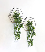 1 x RAW Customer Returns Eco Home Store Set of 2 Hanging Artificial Plants in White Plant Pots Plastic Plant Fake Hanging Plant Houseplant Hanging Plant Fake Plant Artificial Plants Indoor Houseplants Artificial Plant - RRP €27.99