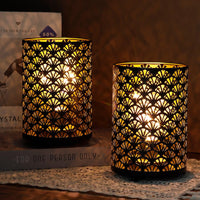 1 x RAW Customer Returns TRIROCKS Set of 2 Metal Battery Lamps 16cm Tall Bronze Battery Operated Table Lanterns with Warm Lights for Indoor and Outdoor Wedding Tables Scalloped Hollow Model  - RRP €27.99