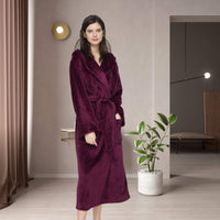 1 x RAW Customer Returns Mnemo Women s Long Bathrobe with Hood, Bathrobe for Women, Terry, Fluffy, Color Red, XL - RRP €24.0