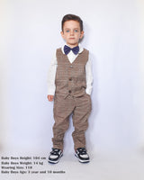 1 x RAW Customer Returns Zoerea 3 Piece Children Boys Clothing Set Shirt with Bow Tie Vest Trousers, Baby Boy Gentleman Wedding Tuxedo Baptism Brown Grid Suit White Outfit, Label 110 - RRP €28.72