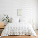 1 x RAW Customer Returns LAWENDA Seersucker Bed Linen White 200 x 200 cm Romantic Checked Seersucker Bed Linen Set Breathable Soft Fluffy Duvet Cover Duvet Cover with White Ruffles and 2 Pillowcases 80 x 80 cm - RRP €39.31