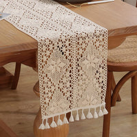 1 x RAW Customer Returns meioro Crocheted Table Runner, 30x160cm Lace Boho Table Linen Classic Beige Wedding Tablecloth Vintage Tassel Table Decoration for Kitchen Dining Holiday Party Decoration Tablerunner - RRP €11.09