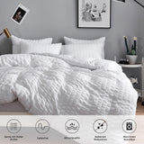 1 x RAW Customer Returns Freyamy Seersucker Bed Linen 135x200cm 4-piece White Embossed Stripes Structured Chic Bedding Plain Microfiber Soft Duvet Cover 2 Duvet Covers with Zipper and 2 Pillowcases 80x80cm - RRP €47.99