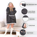 1 x RAW Customer Returns Oversize hoodie blanket to put on with hood, sleeves, 2 pockets for cell phone etc. - XXL sweatshirt made of fleece, warm, long, oversize - cuddly sweater for adults, women and men OR children - RRP €16.93