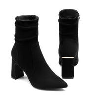 1 x Brand New DREAM PAIRS Women s boots with medium width Elegant silhouette Smooth zipper A classic for the wardrobe Black SDMB2201W-E Size 40 EUR  - RRP €37.48