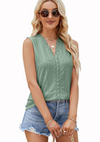 1 x RAW Customer Returns TrendiMax Women s Sleeveless Tank Top Lace V Neck Summer Blouse Tops Casual Tops Tank Top M, Olive Green  - RRP €23.18