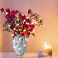 1 x RAW Customer Returns VAYALT Heart Vase Anatomical Decorative Creative Resin Heart Vase Heart Shaped Statue Planter Aesthetic Decoration for Desktop Ornament Flower Arrangement White  - RRP €22.99