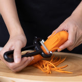 1 x RAW Customer Returns Linoroso Julienne Peeler, Y Peeler with Pointed Tip, Easy Peeling of Carrots, Potatoes, Cucumbers and More Fruit and Vegetable Strips, Sharp, Smooth, Comfortable Handle - Green - RRP €9.06