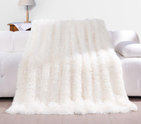 1 x RAW Customer Returns KANKAEU Cuddly Blanket Fluffy 160 200 cm, Super Soft Warm Blanket, Cream White Cuddly Blanket, High Quality Blanket, Fleece Blanket, Sofa Blanket, Bedspreads, Couch Blanket - RRP €34.99