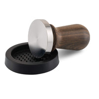 1 x RAW Customer Returns NOUTEN Premium Espresso Tamper Set 49mm with pressure regulation 15kg - Coffee tamper made of stainless steel with an elegantly shaped real wood handle - Perfect for beginners - Matching tamper mat included - RRP €30.16