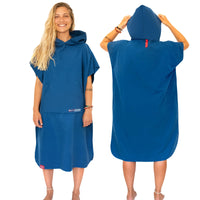 1 x RAW Customer Returns AUTDOOR microfiber bath poncho for women and men - sustainably made from 100 recycled PET bottles - towel as a changing aid for the beach and water sports - quick-drying compact medium, blue  - RRP €34.85