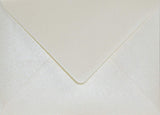 1 x RAW Customer Returns Netuno 100 envelopes mother-of-pearl cream DIN B6 125x 175 mm 120g Aster Metallic Cream elegant mother-of-pearl gloss envelopes Pearls pearl effect shiny metallic wedding envelopes chic B6 - RRP €25.21