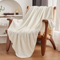 1 x RAW Customer Returns WAVVE Cuddly Blanket Fluffy Blanket Fleece Blanket - Sofa Blanket 150x200 cm Warm Blanket Couch Blanket, Cream Blanket Soft Sofa Throw XL - RRP €22.99