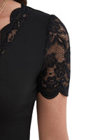 1 x RAW Customer Returns GORGLITTER Women s Elegant Lace T-Shirt V-Neck Top Stretch Tops Short Sleeve Shirt with Contrast Lace Black XS - RRP €22.18