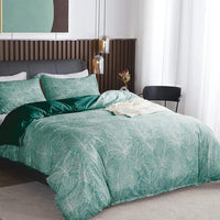 1 x RAW Customer Returns Nayoroom bed linen 200x220 green dark green leaves pattern duvet cover microfiber tropical palm leaves reversible bed linen set with zipper and 2 x pillowcase 80 x 80 cm - RRP €36.29