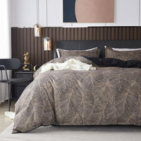 1 x RAW Customer Returns Nayoroom Bed Linen Brown 140x200 Tropical Leaves Pattern Duvet Cover 2 Pieces Microfiber Vintage Black Brown Reversible Bedding Set Zipper with Pillowcase 70x90 cm - RRP €27.22