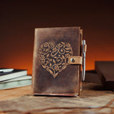 1 x RAW Customer Returns Handmade Genuine Leather Diary Holder, Refillable with Lined Notebook - Personal Diary with Embossed Heart - With A5 Lined Paper and Elegant Pen and Pen Holder Included - RRP €29.95