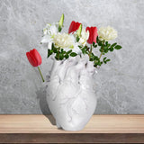 1 x RAW Customer Returns Heart Vase Anatomical Flower Pot, Vase Resin Decorative Flower Vase, Vase Decoration for Living Room Bedroom Wedding Party Does not contain flowers  - RRP €17.27