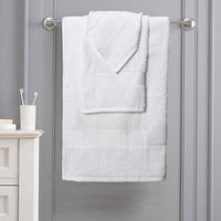 1 x RAW Customer Returns GLAMBURG Ultra Soft 6-Pack Cotton Towel Set, Includes 2 Oversized Bath Towels 70 x 140 cm, 2 Hand Towels 40 x 60 cm and 2 Washcloths 30 x 30 cm, White - RRP €19.81