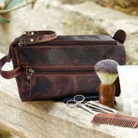 1 x RAW Customer Returns Leather Toiletry Bag Vintage Travel Shaving and Dopp Kit for toiletries, cosmetics and more Spacious interior and waterproof lining Compact, fits easily in luggage - RRP €35.52