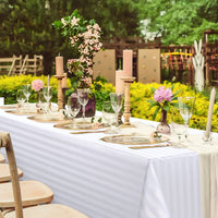 1 x RAW Customer Returns Yrendenge Damask Tablecloth White Striped Water-Repellent Outdoor Tablecloth, Washable and Iron-Free Tablecloths, Polyester Jacquard Tablecloths, Rectangular Table Linen, 130x220 cm White - RRP €15.89