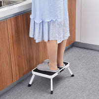 1 x RAW Customer Returns KINGRACK Step Stool, Folding Step Stool, Single Step Ladder with Non-Slip Rubber Mat, Lightweight Steel, Holds up to 150 kg, White - RRP €17.64