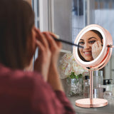 1 x RAW Customer Returns LILY ENGLAND Makeup Mirror with Lights - 2 in 1 Magnifying Vanity Mirror, Round Tabletop Mirror with LED Lights Compact Makeup Mirror Included, Rose Gold - RRP €27.13