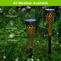 1 x RAW Customer Returns GEARLTIE Solar Lamps for Outdoor Garden Pack of 4, 800 mAh Solar Garden Lights with Warm White LED, IP65 Weatherproof Solar Garden Lights Made of Metal, Garden Decoration for Outdoor Path Patio Outdoor - RRP €31.99