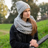 1 x RAW Customer Returns KNIT FACTORY - Alex Loop Scarf - Tube Scarf - Winter Scarf - Round Scarf - Men s Scarf - Women s Scarf - Wool Scarf - Coarse Knitted Rib Pattern - For Women and Men - Black - RRP €40.28