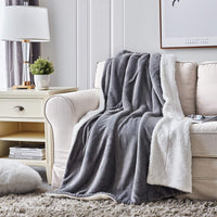 1 x RAW Customer Returns Hansleep Cuddly Blanket Fluffy 150x200, Thick Warm Sofa Blanket Cozy for Autumn and Winter, Large Sherpa Blanket Couch Blanket Throw Two-Sided Fleece Blanket - RRP €24.19