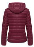 1 x RAW Customer Returns Wantdo Lightweight Packable Down Jacket Windproof Hooded Short Jacket Slim Fit Winter Warm Mountain Outerwear Women Wine Red XL - RRP €89.99