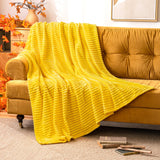 1 x RAW Customer Returns MIULEE Cuddly Blanket Fleece Blanket Flannel Blanket Pompoms Plain Blankets Couch Blanket Fluffy Throw Microfiber Bedspread Sofa Blanket Bed Sofa Bedroom Office 150 x 200 cm Lemon Yellow - RRP €30.24