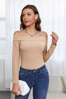 1 x RAW Customer Returns YBENLOVER Women Long Sleeve Sexy Off Shoulder Top Solid Color Slim Khaki XL - RRP €23.17