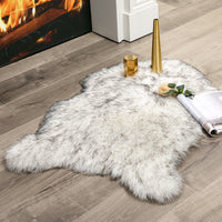 1 x RAW Customer Returns MIULEE Faux Fur Rug Fluffy Soft Warm Modern Floor Mat Sofa Mat Faux Fur Decorative Fur Irregular Bed Rug Wool Longhair Look Cozy 60x90 cm White Grey - RRP €23.32