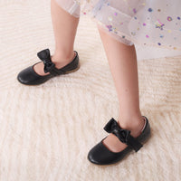 1 x RAW Customer Returns DREAM PAIRS Ballerinas Girls Mary Jane Strap Flat Shoes Ballerinas Princess Shoes Communion Shoes Flat School Shoes Children BLACK PU SDFL2220K-E Size 31 EUR  - RRP €28.14