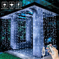 1 x RAW Customer Returns BLOOMWIN Fairy Lights Curtain LED Light Curtain USB 8 Modes 6x3M Fairy Lights Lighting 6V IP44 600LEDs Light Curtain Window String for Birthday Decoration Wedding Decoration Christmas Lights Cold White - RRP €27.22