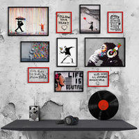 1 x RAW Customer Returns Giallobus - Set of 10 Wall Posters - Banksy - Banksy Collection 1 - Coated Paper - 2 x A3 42x30cm 4 x A4 30x21cm 4 x A5 21x15cm - Without FRAMES - Modern Living Room Prints - RRP €30.84