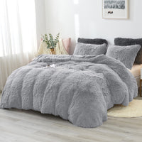 1 x RAW Customer Returns Sacebeleu Winter Bed Linen 135 x 200 cm 4-Piece Gray Light Gray Plush Long Hair Fluffy Flannel Beaver Duvet Cover Warm 2 Duvet Covers and 2 Pillowcases 80 x 80 cm with Zip - RRP €80.66