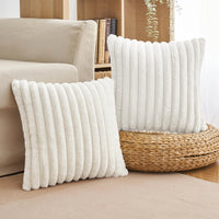 1 x RAW Customer Returns MIULEE Plush Velvet Cushion Cover Pillowcases Faux Fur Soft Modern Sofa Cushions Throw Pillows Smooth Zipper Washable Decorative Cushion Cover for Living Room Bedroom Sofa Set of 2 40 x 40 cm Pure White - RRP €12.99