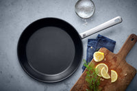 1 x RAW Customer Returns WMF frying pan 24 cm, stainless steel pan, Cromargan stainless steel coated, ovenproof - RRP €58.8