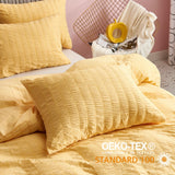 1 x RAW Customer Returns Freyamy Seersucker Bed Linen 135x200cm 2-Piece Yellow Embossed Stripes Structured Bedding Sets Plain Brushed Microfiber Soft Duvet Cover with Zipper and 1 Pillowcase 80x80cm - RRP €29.21