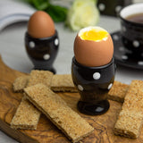 1 x RAW Customer Returns City to Cottage - Ceramic Egg Cup Set Black and White Polka Dots Handmade Ceramic Dinnerware Set 2 egg cups in a set - RRP €20.11